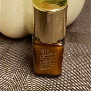 Elizabeth Arden Advanced Night Repair.